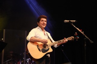 
<a style='margin-left: 5px;' class='btn btn-xs btn-social btn-facebook' href='https://www.facebook.com/sharer/sharer.php?u=https://galeramix.s01.web.getmuller.com.br/imagem/a37/800-800-90/conteudo/site_galerias/37/daniel-centro-eventos-petry-galera-mix-27-07-20173.jpg' rel='popup' data-width='500' data-height='400'><i class='fa fa-facebook'></i>Compartilhar <span class='hidden-xs'>no Facebook</span>
</a> 
<a class='btn btn-default btn-xs' target='_blank' href='imagem/a37/800-800-90/conteudo/site_galerias/37/daniel-centro-eventos-petry-galera-mix-27-07-20173.jpg'>
<span class='glyphicon glyphicon-cloud-download'></span> Salvar
</a>
