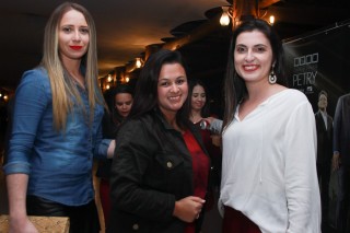 
<a style='margin-left: 5px;' class='btn btn-xs btn-social btn-facebook' href='https://www.facebook.com/sharer/sharer.php?u=https://galeramix.s01.web.getmuller.com.br/imagem/a37/800-800-90/conteudo/site_galerias/37/daniel-centro-eventos-petry-galera-mix-27-07-201755.jpg' rel='popup' data-width='500' data-height='400'><i class='fa fa-facebook'></i>Compartilhar <span class='hidden-xs'>no Facebook</span>
</a> 
<a class='btn btn-default btn-xs' target='_blank' href='imagem/a37/800-800-90/conteudo/site_galerias/37/daniel-centro-eventos-petry-galera-mix-27-07-201755.jpg'>
<span class='glyphicon glyphicon-cloud-download'></span> Salvar
</a>
