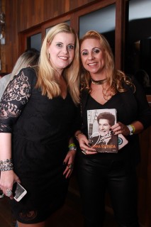 
<a style='margin-left: 5px;' class='btn btn-xs btn-social btn-facebook' href='https://www.facebook.com/sharer/sharer.php?u=https://galeramix.s01.web.getmuller.com.br/imagem/a37/800-800-90/conteudo/site_galerias/37/daniel-centro-eventos-petry-galera-mix-27-07-201763.jpg' rel='popup' data-width='500' data-height='400'><i class='fa fa-facebook'></i>Compartilhar <span class='hidden-xs'>no Facebook</span>
</a> 
<a class='btn btn-default btn-xs' target='_blank' href='imagem/a37/800-800-90/conteudo/site_galerias/37/daniel-centro-eventos-petry-galera-mix-27-07-201763.jpg'>
<span class='glyphicon glyphicon-cloud-download'></span> Salvar
</a>
