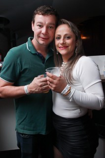 
<a style='margin-left: 5px;' class='btn btn-xs btn-social btn-facebook' href='https://www.facebook.com/sharer/sharer.php?u=https://galeramix.s01.web.getmuller.com.br/imagem/a37/800-800-90/conteudo/site_galerias/37/daniel-centro-eventos-petry-galera-mix-27-07-201777.jpg' rel='popup' data-width='500' data-height='400'><i class='fa fa-facebook'></i>Compartilhar <span class='hidden-xs'>no Facebook</span>
</a> 
<a class='btn btn-default btn-xs' target='_blank' href='imagem/a37/800-800-90/conteudo/site_galerias/37/daniel-centro-eventos-petry-galera-mix-27-07-201777.jpg'>
<span class='glyphicon glyphicon-cloud-download'></span> Salvar
</a>
