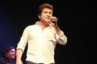 
<a style='margin-left: 5px;' class='btn btn-xs btn-social btn-facebook' href='https://www.facebook.com/sharer/sharer.php?u=https://galeramix.s01.web.getmuller.com.br/imagem/a37/800-800-90/conteudo/site_galerias/37/daniel-centro-eventos-petry-galera-mix-27-07-20178.jpg' rel='popup' data-width='500' data-height='400'><i class='fa fa-facebook'></i>Compartilhar <span class='hidden-xs'>no Facebook</span>
</a> 
<a class='btn btn-default btn-xs' target='_blank' href='imagem/a37/800-800-90/conteudo/site_galerias/37/daniel-centro-eventos-petry-galera-mix-27-07-20178.jpg'>
<span class='glyphicon glyphicon-cloud-download'></span> Salvar
</a>
