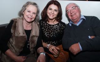 
<a style='margin-left: 5px;' class='btn btn-xs btn-social btn-facebook' href='https://www.facebook.com/sharer/sharer.php?u=https://galeramix.s01.web.getmuller.com.br/imagem/a37/800-800-90/conteudo/site_galerias/37/daniel-centro-eventos-petry-galera-mix-27-07-201786.jpg' rel='popup' data-width='500' data-height='400'><i class='fa fa-facebook'></i>Compartilhar <span class='hidden-xs'>no Facebook</span>
</a> 
<a class='btn btn-default btn-xs' target='_blank' href='imagem/a37/800-800-90/conteudo/site_galerias/37/daniel-centro-eventos-petry-galera-mix-27-07-201786.jpg'>
<span class='glyphicon glyphicon-cloud-download'></span> Salvar
</a>
