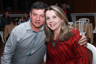 
<a style='margin-left: 5px;' class='btn btn-xs btn-social btn-facebook' href='https://www.facebook.com/sharer/sharer.php?u=https://galeramix.s01.web.getmuller.com.br/imagem/a37/800-800-90/conteudo/site_galerias/37/daniel-centro-eventos-petry-galera-mix-27-07-201790.jpg' rel='popup' data-width='500' data-height='400'><i class='fa fa-facebook'></i>Compartilhar <span class='hidden-xs'>no Facebook</span>
</a> 
<a class='btn btn-default btn-xs' target='_blank' href='imagem/a37/800-800-90/conteudo/site_galerias/37/daniel-centro-eventos-petry-galera-mix-27-07-201790.jpg'>
<span class='glyphicon glyphicon-cloud-download'></span> Salvar
</a>
