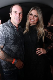 
<a style='margin-left: 5px;' class='btn btn-xs btn-social btn-facebook' href='https://www.facebook.com/sharer/sharer.php?u=https://galeramix.s01.web.getmuller.com.br/imagem/a37/800-800-90/conteudo/site_galerias/37/daniel-centro-eventos-petry-galera-mix-27-07-201793.jpg' rel='popup' data-width='500' data-height='400'><i class='fa fa-facebook'></i>Compartilhar <span class='hidden-xs'>no Facebook</span>
</a> 
<a class='btn btn-default btn-xs' target='_blank' href='imagem/a37/800-800-90/conteudo/site_galerias/37/daniel-centro-eventos-petry-galera-mix-27-07-201793.jpg'>
<span class='glyphicon glyphicon-cloud-download'></span> Salvar
</a>
