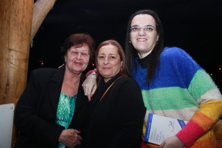 
<a style='margin-left: 5px;' class='btn btn-xs btn-social btn-facebook' href='https://www.facebook.com/sharer/sharer.php?u=https://galeramix.s01.web.getmuller.com.br/imagem/a37/800-800-90/conteudo/site_galerias/37/daniel-centro-eventos-petry-galera-mix-27-07-201799.jpg' rel='popup' data-width='500' data-height='400'><i class='fa fa-facebook'></i>Compartilhar <span class='hidden-xs'>no Facebook</span>
</a> 
<a class='btn btn-default btn-xs' target='_blank' href='imagem/a37/800-800-90/conteudo/site_galerias/37/daniel-centro-eventos-petry-galera-mix-27-07-201799.jpg'>
<span class='glyphicon glyphicon-cloud-download'></span> Salvar
</a>
