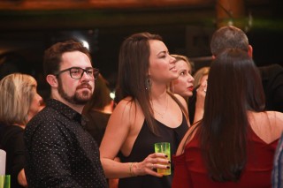 
<a style='margin-left: 5px;' class='btn btn-xs btn-social btn-facebook' href='https://www.facebook.com/sharer/sharer.php?u=https://galeramix.s01.web.getmuller.com.br/imagem/a39/800-800-90/conteudo/site_galerias/39/raca-negra-petry-galera-mix-111.jpg' rel='popup' data-width='500' data-height='400'><i class='fa fa-facebook'></i>Compartilhar <span class='hidden-xs'>no Facebook</span>
</a> 
<a class='btn btn-default btn-xs' target='_blank' href='imagem/a39/800-800-90/conteudo/site_galerias/39/raca-negra-petry-galera-mix-111.jpg'>
<span class='glyphicon glyphicon-cloud-download'></span> Salvar
</a>
