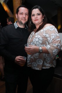 
<a style='margin-left: 5px;' class='btn btn-xs btn-social btn-facebook' href='https://www.facebook.com/sharer/sharer.php?u=https://galeramix.s01.web.getmuller.com.br/imagem/a39/800-800-90/conteudo/site_galerias/39/raca-negra-petry-galera-mix-35.jpg' rel='popup' data-width='500' data-height='400'><i class='fa fa-facebook'></i>Compartilhar <span class='hidden-xs'>no Facebook</span>
</a> 
<a class='btn btn-default btn-xs' target='_blank' href='imagem/a39/800-800-90/conteudo/site_galerias/39/raca-negra-petry-galera-mix-35.jpg'>
<span class='glyphicon glyphicon-cloud-download'></span> Salvar
</a>
