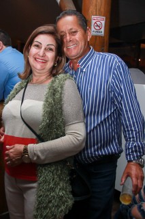 
<a style='margin-left: 5px;' class='btn btn-xs btn-social btn-facebook' href='https://www.facebook.com/sharer/sharer.php?u=https://galeramix.s01.web.getmuller.com.br/imagem/a39/800-800-90/conteudo/site_galerias/39/raca-negra-petry-galera-mix-56.jpg' rel='popup' data-width='500' data-height='400'><i class='fa fa-facebook'></i>Compartilhar <span class='hidden-xs'>no Facebook</span>
</a> 
<a class='btn btn-default btn-xs' target='_blank' href='imagem/a39/800-800-90/conteudo/site_galerias/39/raca-negra-petry-galera-mix-56.jpg'>
<span class='glyphicon glyphicon-cloud-download'></span> Salvar
</a>
