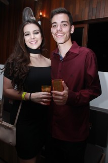 
<a style='margin-left: 5px;' class='btn btn-xs btn-social btn-facebook' href='https://www.facebook.com/sharer/sharer.php?u=https://galeramix.s01.web.getmuller.com.br/imagem/a39/800-800-90/conteudo/site_galerias/39/raca-negra-petry-galera-mix-59.jpg' rel='popup' data-width='500' data-height='400'><i class='fa fa-facebook'></i>Compartilhar <span class='hidden-xs'>no Facebook</span>
</a> 
<a class='btn btn-default btn-xs' target='_blank' href='imagem/a39/800-800-90/conteudo/site_galerias/39/raca-negra-petry-galera-mix-59.jpg'>
<span class='glyphicon glyphicon-cloud-download'></span> Salvar
</a>
