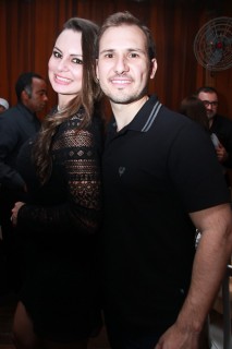 
<a style='margin-left: 5px;' class='btn btn-xs btn-social btn-facebook' href='https://www.facebook.com/sharer/sharer.php?u=https://galeramix.s01.web.getmuller.com.br/imagem/a39/800-800-90/conteudo/site_galerias/39/raca-negra-petry-galera-mix-65.jpg' rel='popup' data-width='500' data-height='400'><i class='fa fa-facebook'></i>Compartilhar <span class='hidden-xs'>no Facebook</span>
</a> 
<a class='btn btn-default btn-xs' target='_blank' href='imagem/a39/800-800-90/conteudo/site_galerias/39/raca-negra-petry-galera-mix-65.jpg'>
<span class='glyphicon glyphicon-cloud-download'></span> Salvar
</a>
