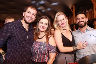 
<a style='margin-left: 5px;' class='btn btn-xs btn-social btn-facebook' href='https://www.facebook.com/sharer/sharer.php?u=https://galeramix.s01.web.getmuller.com.br/imagem/a39/800-800-90/conteudo/site_galerias/39/raca-negra-petry-galera-mix-96.jpg' rel='popup' data-width='500' data-height='400'><i class='fa fa-facebook'></i>Compartilhar <span class='hidden-xs'>no Facebook</span>
</a> 
<a class='btn btn-default btn-xs' target='_blank' href='imagem/a39/800-800-90/conteudo/site_galerias/39/raca-negra-petry-galera-mix-96.jpg'>
<span class='glyphicon glyphicon-cloud-download'></span> Salvar
</a>
