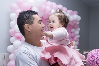 
                                <a style='margin-left: 5px;' class='btn btn-xs btn-social btn-facebook' href='https://www.facebook.com/sharer/sharer.php?u=https://galeramix.s01.web.getmuller.com.br/imagem/a40/800-800-90/conteudo/site_galerias/40/ana-1-aninho-10.jpg' rel='popup' data-width='500' data-height='400'><i class='fa fa-facebook'></i>Compartilhar <span class='hidden-xs'>no Facebook</span>
                            </a> 
                            <a class='btn btn-default btn-xs' target='_blank' href='imagem/a40/800-800-90/conteudo/site_galerias/40/ana-1-aninho-10.jpg'>
                                <span class='glyphicon glyphicon-cloud-download'></span> Salvar
                            </a>
                            