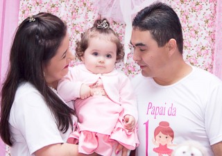 
                <a style='margin-left: 5px;' class='btn btn-xs btn-social btn-facebook' href='https://www.facebook.com/sharer/sharer.php?u=https://galeramix.s01.web.getmuller.com.br/imagem/a40/800-800-90/conteudo/site_galerias/40/ana-1-aninho-14.jpg' rel='popup' data-width='500' data-height='400'><i class='fa fa-facebook'></i>Compartilhar <span class='hidden-xs'>no Facebook</span>
            </a> 
            <a class='btn btn-default btn-xs' target='_blank' href='imagem/a40/800-800-90/conteudo/site_galerias/40/ana-1-aninho-14.jpg'>
                <span class='glyphicon glyphicon-cloud-download'></span> Salvar
            </a>
            