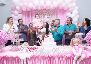 
<a style='margin-left: 5px;' class='btn btn-xs btn-social btn-facebook' href='https://www.facebook.com/sharer/sharer.php?u=https://galeramix.s01.web.getmuller.com.br/imagem/a40/800-800-90/conteudo/site_galerias/40/ana-1-aninho-6.jpg' rel='popup' data-width='500' data-height='400'><i class='fa fa-facebook'></i>Compartilhar <span class='hidden-xs'>no Facebook</span>
</a> 
<a class='btn btn-default btn-xs' target='_blank' href='imagem/a40/800-800-90/conteudo/site_galerias/40/ana-1-aninho-6.jpg'>
<span class='glyphicon glyphicon-cloud-download'></span> Salvar
</a>
