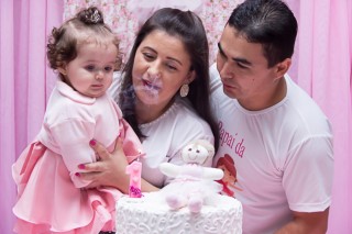 
<a style='margin-left: 5px;' class='btn btn-xs btn-social btn-facebook' href='https://www.facebook.com/sharer/sharer.php?u=https://galeramix.s01.web.getmuller.com.br/imagem/a40/800-800-90/conteudo/site_galerias/40/ana-1-aninho-9.jpg' rel='popup' data-width='500' data-height='400'><i class='fa fa-facebook'></i>Compartilhar <span class='hidden-xs'>no Facebook</span>
</a> 
<a class='btn btn-default btn-xs' target='_blank' href='imagem/a40/800-800-90/conteudo/site_galerias/40/ana-1-aninho-9.jpg'>
<span class='glyphicon glyphicon-cloud-download'></span> Salvar
</a>
