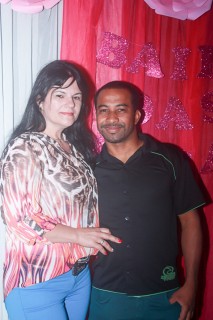 
<a style='margin-left: 5px;' class='btn btn-xs btn-social btn-facebook' href='https://www.facebook.com/sharer/sharer.php?u=https://galeramix.s01.web.getmuller.com.br/imagem/a41/800-800-90/conteudo/site_galerias/41/baile-das-rosa-ctg-fogao-de-lenha-galera-mix-23.jpg' rel='popup' data-width='500' data-height='400'><i class='fa fa-facebook'></i>Compartilhar <span class='hidden-xs'>no Facebook</span>
</a> 
<a class='btn btn-default btn-xs' target='_blank' href='imagem/a41/800-800-90/conteudo/site_galerias/41/baile-das-rosa-ctg-fogao-de-lenha-galera-mix-23.jpg'>
<span class='glyphicon glyphicon-cloud-download'></span> Salvar
</a>
