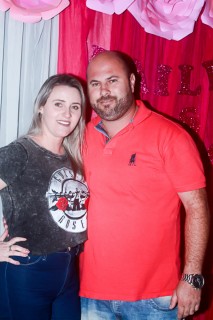 
<a style='margin-left: 5px;' class='btn btn-xs btn-social btn-facebook' href='https://www.facebook.com/sharer/sharer.php?u=https://galeramix.s01.web.getmuller.com.br/imagem/a41/800-800-90/conteudo/site_galerias/41/baile-das-rosa-ctg-fogao-de-lenha-galera-mix-50.jpg' rel='popup' data-width='500' data-height='400'><i class='fa fa-facebook'></i>Compartilhar <span class='hidden-xs'>no Facebook</span>
</a> 
<a class='btn btn-default btn-xs' target='_blank' href='imagem/a41/800-800-90/conteudo/site_galerias/41/baile-das-rosa-ctg-fogao-de-lenha-galera-mix-50.jpg'>
<span class='glyphicon glyphicon-cloud-download'></span> Salvar
</a>
