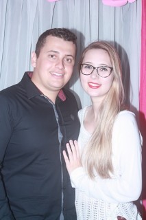 
<a style='margin-left: 5px;' class='btn btn-xs btn-social btn-facebook' href='https://www.facebook.com/sharer/sharer.php?u=https://galeramix.s01.web.getmuller.com.br/imagem/a41/800-800-90/conteudo/site_galerias/41/baile-das-rosa-ctg-fogao-de-lenha-galera-mix-60.jpg' rel='popup' data-width='500' data-height='400'><i class='fa fa-facebook'></i>Compartilhar <span class='hidden-xs'>no Facebook</span>
</a> 
<a class='btn btn-default btn-xs' target='_blank' href='imagem/a41/800-800-90/conteudo/site_galerias/41/baile-das-rosa-ctg-fogao-de-lenha-galera-mix-60.jpg'>
<span class='glyphicon glyphicon-cloud-download'></span> Salvar
</a>
