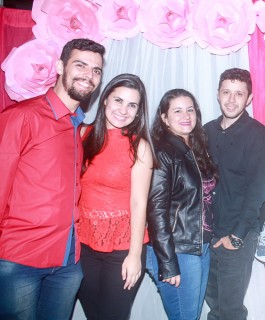 
<a style='margin-left: 5px;' class='btn btn-xs btn-social btn-facebook' href='https://www.facebook.com/sharer/sharer.php?u=https://galeramix.s01.web.getmuller.com.br/imagem/a41/800-800-90/conteudo/site_galerias/41/baile-das-rosa-ctg-fogao-de-lenha-galera-mix-66.jpg' rel='popup' data-width='500' data-height='400'><i class='fa fa-facebook'></i>Compartilhar <span class='hidden-xs'>no Facebook</span>
</a> 
<a class='btn btn-default btn-xs' target='_blank' href='imagem/a41/800-800-90/conteudo/site_galerias/41/baile-das-rosa-ctg-fogao-de-lenha-galera-mix-66.jpg'>
<span class='glyphicon glyphicon-cloud-download'></span> Salvar
</a>
