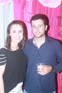 
<a style='margin-left: 5px;' class='btn btn-xs btn-social btn-facebook' href='https://www.facebook.com/sharer/sharer.php?u=https://galeramix.s01.web.getmuller.com.br/imagem/a41/800-800-90/conteudo/site_galerias/41/baile-das-rosa-ctg-fogao-de-lenha-galera-mix-70.jpg' rel='popup' data-width='500' data-height='400'><i class='fa fa-facebook'></i>Compartilhar <span class='hidden-xs'>no Facebook</span>
</a> 
<a class='btn btn-default btn-xs' target='_blank' href='imagem/a41/800-800-90/conteudo/site_galerias/41/baile-das-rosa-ctg-fogao-de-lenha-galera-mix-70.jpg'>
<span class='glyphicon glyphicon-cloud-download'></span> Salvar
</a>
