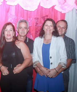 
<a style='margin-left: 5px;' class='btn btn-xs btn-social btn-facebook' href='https://www.facebook.com/sharer/sharer.php?u=https://galeramix.s01.web.getmuller.com.br/imagem/a41/800-800-90/conteudo/site_galerias/41/baile-das-rosa-ctg-fogao-de-lenha-galera-mix-77.jpg' rel='popup' data-width='500' data-height='400'><i class='fa fa-facebook'></i>Compartilhar <span class='hidden-xs'>no Facebook</span>
</a> 
<a class='btn btn-default btn-xs' target='_blank' href='imagem/a41/800-800-90/conteudo/site_galerias/41/baile-das-rosa-ctg-fogao-de-lenha-galera-mix-77.jpg'>
<span class='glyphicon glyphicon-cloud-download'></span> Salvar
</a>
