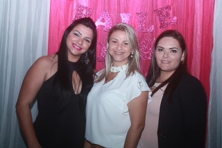 
<a style='margin-left: 5px;' class='btn btn-xs btn-social btn-facebook' href='https://www.facebook.com/sharer/sharer.php?u=https://galeramix.s01.web.getmuller.com.br/imagem/a41/800-800-90/conteudo/site_galerias/41/baile-das-rosa-ctg-fogao-de-lenha-galera-mix-79.jpg' rel='popup' data-width='500' data-height='400'><i class='fa fa-facebook'></i>Compartilhar <span class='hidden-xs'>no Facebook</span>
</a> 
<a class='btn btn-default btn-xs' target='_blank' href='imagem/a41/800-800-90/conteudo/site_galerias/41/baile-das-rosa-ctg-fogao-de-lenha-galera-mix-79.jpg'>
<span class='glyphicon glyphicon-cloud-download'></span> Salvar
</a>
