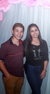 
<a style='margin-left: 5px;' class='btn btn-xs btn-social btn-facebook' href='https://www.facebook.com/sharer/sharer.php?u=https://galeramix.s01.web.getmuller.com.br/imagem/a41/800-800-90/conteudo/site_galerias/41/baile-das-rosa-ctg-fogao-de-lenha-galera-mix-93.jpg' rel='popup' data-width='500' data-height='400'><i class='fa fa-facebook'></i>Compartilhar <span class='hidden-xs'>no Facebook</span>
</a> 
<a class='btn btn-default btn-xs' target='_blank' href='imagem/a41/800-800-90/conteudo/site_galerias/41/baile-das-rosa-ctg-fogao-de-lenha-galera-mix-93.jpg'>
<span class='glyphicon glyphicon-cloud-download'></span> Salvar
</a>
