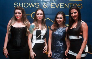 
                            <a style='margin-left: 5px;' class='btn btn-xs btn-social btn-facebook' href='https://www.facebook.com/sharer/sharer.php?u=https://galeramix.s01.web.getmuller.com.br/imagem/a45/800-800-90/conteudo/site_galerias/45/live-eventos-galera-mix-100.jpg' rel='popup' data-width='500' data-height='400'><i class='fa fa-facebook'></i>Compartilhar <span class='hidden-xs'>no Facebook</span>
                        </a> 
                        <a class='btn btn-default btn-xs' target='_blank' href='imagem/a45/800-800-90/conteudo/site_galerias/45/live-eventos-galera-mix-100.jpg'>
                            <span class='glyphicon glyphicon-cloud-download'></span> Salvar
                        </a>
                        