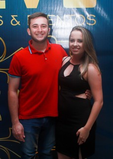 
    <a style='margin-left: 5px;' class='btn btn-xs btn-social btn-facebook' href='https://www.facebook.com/sharer/sharer.php?u=https://galeramix.s01.web.getmuller.com.br/imagem/a45/800-800-90/conteudo/site_galerias/45/live-eventos-galera-mix-106.jpg' rel='popup' data-width='500' data-height='400'><i class='fa fa-facebook'></i>Compartilhar <span class='hidden-xs'>no Facebook</span>
</a> 
<a class='btn btn-default btn-xs' target='_blank' href='imagem/a45/800-800-90/conteudo/site_galerias/45/live-eventos-galera-mix-106.jpg'>
    <span class='glyphicon glyphicon-cloud-download'></span> Salvar
</a>
