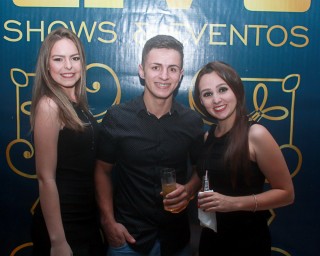 
<a style='margin-left: 5px;' class='btn btn-xs btn-social btn-facebook' href='https://www.facebook.com/sharer/sharer.php?u=https://galeramix.s01.web.getmuller.com.br/imagem/a45/800-800-90/conteudo/site_galerias/45/live-eventos-galera-mix-111.jpg' rel='popup' data-width='500' data-height='400'><i class='fa fa-facebook'></i>Compartilhar <span class='hidden-xs'>no Facebook</span>
</a> 
<a class='btn btn-default btn-xs' target='_blank' href='imagem/a45/800-800-90/conteudo/site_galerias/45/live-eventos-galera-mix-111.jpg'>
<span class='glyphicon glyphicon-cloud-download'></span> Salvar
</a>
