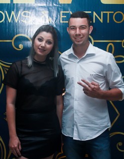 
<a style='margin-left: 5px;' class='btn btn-xs btn-social btn-facebook' href='https://www.facebook.com/sharer/sharer.php?u=https://galeramix.s01.web.getmuller.com.br/imagem/a45/800-800-90/conteudo/site_galerias/45/live-eventos-galera-mix-54.jpg' rel='popup' data-width='500' data-height='400'><i class='fa fa-facebook'></i>Compartilhar <span class='hidden-xs'>no Facebook</span>
</a> 
<a class='btn btn-default btn-xs' target='_blank' href='imagem/a45/800-800-90/conteudo/site_galerias/45/live-eventos-galera-mix-54.jpg'>
<span class='glyphicon glyphicon-cloud-download'></span> Salvar
</a>
