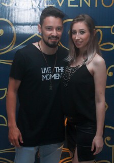 
<a style='margin-left: 5px;' class='btn btn-xs btn-social btn-facebook' href='https://www.facebook.com/sharer/sharer.php?u=https://galeramix.s01.web.getmuller.com.br/imagem/a45/800-800-90/conteudo/site_galerias/45/live-eventos-galera-mix-57.jpg' rel='popup' data-width='500' data-height='400'><i class='fa fa-facebook'></i>Compartilhar <span class='hidden-xs'>no Facebook</span>
</a> 
<a class='btn btn-default btn-xs' target='_blank' href='imagem/a45/800-800-90/conteudo/site_galerias/45/live-eventos-galera-mix-57.jpg'>
<span class='glyphicon glyphicon-cloud-download'></span> Salvar
</a>
