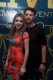 
<a style='margin-left: 5px;' class='btn btn-xs btn-social btn-facebook' href='https://www.facebook.com/sharer/sharer.php?u=https://galeramix.s01.web.getmuller.com.br/imagem/a45/800-800-90/conteudo/site_galerias/45/live-eventos-galera-mix-83.jpg' rel='popup' data-width='500' data-height='400'><i class='fa fa-facebook'></i>Compartilhar <span class='hidden-xs'>no Facebook</span>
</a> 
<a class='btn btn-default btn-xs' target='_blank' href='imagem/a45/800-800-90/conteudo/site_galerias/45/live-eventos-galera-mix-83.jpg'>
<span class='glyphicon glyphicon-cloud-download'></span> Salvar
</a>
