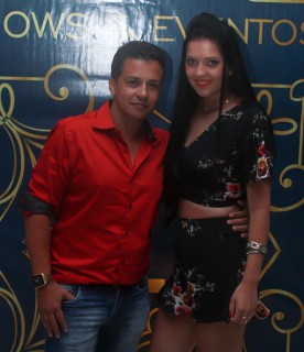 
<a style='margin-left: 5px;' class='btn btn-xs btn-social btn-facebook' href='https://www.facebook.com/sharer/sharer.php?u=https://galeramix.s01.web.getmuller.com.br/imagem/a45/800-800-90/conteudo/site_galerias/45/live-eventos-galera-mix-92.jpg' rel='popup' data-width='500' data-height='400'><i class='fa fa-facebook'></i>Compartilhar <span class='hidden-xs'>no Facebook</span>
</a> 
<a class='btn btn-default btn-xs' target='_blank' href='imagem/a45/800-800-90/conteudo/site_galerias/45/live-eventos-galera-mix-92.jpg'>
<span class='glyphicon glyphicon-cloud-download'></span> Salvar
</a>
