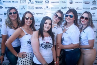 
            <a style='margin-left: 5px;' class='btn btn-xs btn-social btn-facebook' href='https://www.facebook.com/sharer/sharer.php?u=https://galeramix.s01.web.getmuller.com.br/imagem/a46/800-800-90/conteudo/site_galerias/46/churrascada-afajti-tijucas-galera-mix-14.jpg' rel='popup' data-width='500' data-height='400'><i class='fa fa-facebook'></i>Compartilhar <span class='hidden-xs'>no Facebook</span>
        </a> 
        <a class='btn btn-default btn-xs' target='_blank' href='imagem/a46/800-800-90/conteudo/site_galerias/46/churrascada-afajti-tijucas-galera-mix-14.jpg'>
            <span class='glyphicon glyphicon-cloud-download'></span> Salvar
        </a>
        