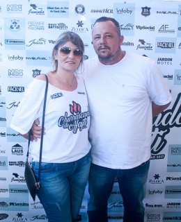 
<a style='margin-left: 5px;' class='btn btn-xs btn-social btn-facebook' href='https://www.facebook.com/sharer/sharer.php?u=https://galeramix.s01.web.getmuller.com.br/imagem/a46/800-800-90/conteudo/site_galerias/46/churrascada-afajti-tijucas-galera-mix-2.jpg' rel='popup' data-width='500' data-height='400'><i class='fa fa-facebook'></i>Compartilhar <span class='hidden-xs'>no Facebook</span>
</a> 
<a class='btn btn-default btn-xs' target='_blank' href='imagem/a46/800-800-90/conteudo/site_galerias/46/churrascada-afajti-tijucas-galera-mix-2.jpg'>
<span class='glyphicon glyphicon-cloud-download'></span> Salvar
</a>
