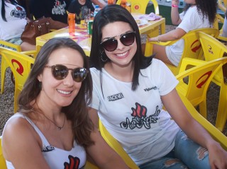 
<a style='margin-left: 5px;' class='btn btn-xs btn-social btn-facebook' href='https://www.facebook.com/sharer/sharer.php?u=https://galeramix.s01.web.getmuller.com.br/imagem/a46/800-800-90/conteudo/site_galerias/46/churrascada-afajti-tijucas-galera-mix-29.jpg' rel='popup' data-width='500' data-height='400'><i class='fa fa-facebook'></i>Compartilhar <span class='hidden-xs'>no Facebook</span>
</a> 
<a class='btn btn-default btn-xs' target='_blank' href='imagem/a46/800-800-90/conteudo/site_galerias/46/churrascada-afajti-tijucas-galera-mix-29.jpg'>
<span class='glyphicon glyphicon-cloud-download'></span> Salvar
</a>
