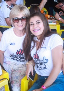 
<a style='margin-left: 5px;' class='btn btn-xs btn-social btn-facebook' href='https://www.facebook.com/sharer/sharer.php?u=https://galeramix.s01.web.getmuller.com.br/imagem/a46/800-800-90/conteudo/site_galerias/46/churrascada-afajti-tijucas-galera-mix-36.jpg' rel='popup' data-width='500' data-height='400'><i class='fa fa-facebook'></i>Compartilhar <span class='hidden-xs'>no Facebook</span>
</a> 
<a class='btn btn-default btn-xs' target='_blank' href='imagem/a46/800-800-90/conteudo/site_galerias/46/churrascada-afajti-tijucas-galera-mix-36.jpg'>
<span class='glyphicon glyphicon-cloud-download'></span> Salvar
</a>
