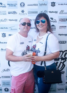 
<a style='margin-left: 5px;' class='btn btn-xs btn-social btn-facebook' href='https://www.facebook.com/sharer/sharer.php?u=https://galeramix.s01.web.getmuller.com.br/imagem/a46/800-800-90/conteudo/site_galerias/46/churrascada-afajti-tijucas-galera-mix-4.jpg' rel='popup' data-width='500' data-height='400'><i class='fa fa-facebook'></i>Compartilhar <span class='hidden-xs'>no Facebook</span>
</a> 
<a class='btn btn-default btn-xs' target='_blank' href='imagem/a46/800-800-90/conteudo/site_galerias/46/churrascada-afajti-tijucas-galera-mix-4.jpg'>
<span class='glyphicon glyphicon-cloud-download'></span> Salvar
</a>
