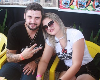 
<a style='margin-left: 5px;' class='btn btn-xs btn-social btn-facebook' href='https://www.facebook.com/sharer/sharer.php?u=https://galeramix.s01.web.getmuller.com.br/imagem/a46/800-800-90/conteudo/site_galerias/46/churrascada-afajti-tijucas-galera-mix-56.jpg' rel='popup' data-width='500' data-height='400'><i class='fa fa-facebook'></i>Compartilhar <span class='hidden-xs'>no Facebook</span>
</a> 
<a class='btn btn-default btn-xs' target='_blank' href='imagem/a46/800-800-90/conteudo/site_galerias/46/churrascada-afajti-tijucas-galera-mix-56.jpg'>
<span class='glyphicon glyphicon-cloud-download'></span> Salvar
</a>
