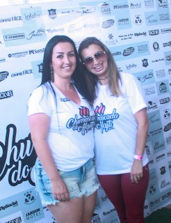 
<a style='margin-left: 5px;' class='btn btn-xs btn-social btn-facebook' href='https://www.facebook.com/sharer/sharer.php?u=https://galeramix.s01.web.getmuller.com.br/imagem/a46/800-800-90/conteudo/site_galerias/46/churrascada-afajti-tijucas-galera-mix-73.jpg' rel='popup' data-width='500' data-height='400'><i class='fa fa-facebook'></i>Compartilhar <span class='hidden-xs'>no Facebook</span>
</a> 
<a class='btn btn-default btn-xs' target='_blank' href='imagem/a46/800-800-90/conteudo/site_galerias/46/churrascada-afajti-tijucas-galera-mix-73.jpg'>
<span class='glyphicon glyphicon-cloud-download'></span> Salvar
</a>
