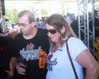 
<a style='margin-left: 5px;' class='btn btn-xs btn-social btn-facebook' href='https://www.facebook.com/sharer/sharer.php?u=https://galeramix.s01.web.getmuller.com.br/imagem/a46/800-800-90/conteudo/site_galerias/46/churrascada-afajti-tijucas-galera-mix-88.jpg' rel='popup' data-width='500' data-height='400'><i class='fa fa-facebook'></i>Compartilhar <span class='hidden-xs'>no Facebook</span>
</a> 
<a class='btn btn-default btn-xs' target='_blank' href='imagem/a46/800-800-90/conteudo/site_galerias/46/churrascada-afajti-tijucas-galera-mix-88.jpg'>
<span class='glyphicon glyphicon-cloud-download'></span> Salvar
</a>
