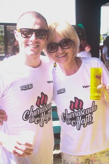 
<a style='margin-left: 5px;' class='btn btn-xs btn-social btn-facebook' href='https://www.facebook.com/sharer/sharer.php?u=https://galeramix.s01.web.getmuller.com.br/imagem/a46/800-800-90/conteudo/site_galerias/46/churrascada-afajti-tijucas-galera-mix-95.jpg' rel='popup' data-width='500' data-height='400'><i class='fa fa-facebook'></i>Compartilhar <span class='hidden-xs'>no Facebook</span>
</a> 
<a class='btn btn-default btn-xs' target='_blank' href='imagem/a46/800-800-90/conteudo/site_galerias/46/churrascada-afajti-tijucas-galera-mix-95.jpg'>
<span class='glyphicon glyphicon-cloud-download'></span> Salvar
</a>
