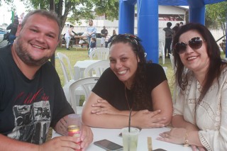 
<a style='margin-left: 5px;' class='btn btn-xs btn-social btn-facebook' href='https://www.facebook.com/sharer/sharer.php?u=https://galeramix.s01.web.getmuller.com.br/imagem/a47/800-800-90/conteudo/site_galerias/47/feijoada-consciencia-negra-casarao-gallotti-tijucas-6.jpg' rel='popup' data-width='500' data-height='400'><i class='fa fa-facebook'></i>Compartilhar <span class='hidden-xs'>no Facebook</span>
</a> 
<a class='btn btn-default btn-xs' target='_blank' href='imagem/a47/800-800-90/conteudo/site_galerias/47/feijoada-consciencia-negra-casarao-gallotti-tijucas-6.jpg'>
<span class='glyphicon glyphicon-cloud-download'></span> Salvar
</a>
