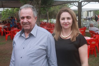 
<a style='margin-left: 5px;' class='btn btn-xs btn-social btn-facebook' href='https://www.facebook.com/sharer/sharer.php?u=https://galeramix.s01.web.getmuller.com.br/imagem/a47/800-800-90/conteudo/site_galerias/47/feijoada-consciencia-negra-casarao-gallotti-tijucas-63.jpg' rel='popup' data-width='500' data-height='400'><i class='fa fa-facebook'></i>Compartilhar <span class='hidden-xs'>no Facebook</span>
</a> 
<a class='btn btn-default btn-xs' target='_blank' href='imagem/a47/800-800-90/conteudo/site_galerias/47/feijoada-consciencia-negra-casarao-gallotti-tijucas-63.jpg'>
<span class='glyphicon glyphicon-cloud-download'></span> Salvar
</a>
