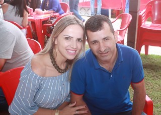 
<a style='margin-left: 5px;' class='btn btn-xs btn-social btn-facebook' href='https://www.facebook.com/sharer/sharer.php?u=https://galeramix.s01.web.getmuller.com.br/imagem/a47/800-800-90/conteudo/site_galerias/47/feijoada-consciencia-negra-casarao-gallotti-tijucas-70.jpg' rel='popup' data-width='500' data-height='400'><i class='fa fa-facebook'></i>Compartilhar <span class='hidden-xs'>no Facebook</span>
</a> 
<a class='btn btn-default btn-xs' target='_blank' href='imagem/a47/800-800-90/conteudo/site_galerias/47/feijoada-consciencia-negra-casarao-gallotti-tijucas-70.jpg'>
<span class='glyphicon glyphicon-cloud-download'></span> Salvar
</a>
