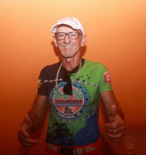 
<a style='margin-left: 5px;' class='btn btn-xs btn-social btn-facebook' href='https://www.facebook.com/sharer/sharer.php?u=https://galeramix.s01.web.getmuller.com.br/imagem/a48/800-800-90/conteudo/site_galerias/48/1-costelaco-da-amizade-pista-do-binho-canelinha-18.jpg' rel='popup' data-width='500' data-height='400'><i class='fa fa-facebook'></i>Compartilhar <span class='hidden-xs'>no Facebook</span>
</a> 
<a class='btn btn-default btn-xs' target='_blank' href='imagem/a48/800-800-90/conteudo/site_galerias/48/1-costelaco-da-amizade-pista-do-binho-canelinha-18.jpg'>
<span class='glyphicon glyphicon-cloud-download'></span> Salvar
</a>
