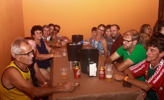 
<a style='margin-left: 5px;' class='btn btn-xs btn-social btn-facebook' href='https://www.facebook.com/sharer/sharer.php?u=https://galeramix.s01.web.getmuller.com.br/imagem/a48/800-800-90/conteudo/site_galerias/48/1-costelaco-da-amizade-pista-do-binho-canelinha-19.jpg' rel='popup' data-width='500' data-height='400'><i class='fa fa-facebook'></i>Compartilhar <span class='hidden-xs'>no Facebook</span>
</a> 
<a class='btn btn-default btn-xs' target='_blank' href='imagem/a48/800-800-90/conteudo/site_galerias/48/1-costelaco-da-amizade-pista-do-binho-canelinha-19.jpg'>
<span class='glyphicon glyphicon-cloud-download'></span> Salvar
</a>
