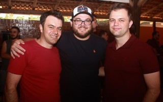 
<a style='margin-left: 5px;' class='btn btn-xs btn-social btn-facebook' href='https://www.facebook.com/sharer/sharer.php?u=https://galeramix.s01.web.getmuller.com.br/imagem/a48/800-800-90/conteudo/site_galerias/48/1-costelaco-da-amizade-pista-do-binho-canelinha-47.jpg' rel='popup' data-width='500' data-height='400'><i class='fa fa-facebook'></i>Compartilhar <span class='hidden-xs'>no Facebook</span>
</a> 
<a class='btn btn-default btn-xs' target='_blank' href='imagem/a48/800-800-90/conteudo/site_galerias/48/1-costelaco-da-amizade-pista-do-binho-canelinha-47.jpg'>
<span class='glyphicon glyphicon-cloud-download'></span> Salvar
</a>
