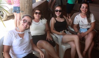 
<a style='margin-left: 5px;' class='btn btn-xs btn-social btn-facebook' href='https://www.facebook.com/sharer/sharer.php?u=https://galeramix.s01.web.getmuller.com.br/imagem/a48/800-800-90/conteudo/site_galerias/48/1-costelaco-da-amizade-pista-do-binho-canelinha-50.jpg' rel='popup' data-width='500' data-height='400'><i class='fa fa-facebook'></i>Compartilhar <span class='hidden-xs'>no Facebook</span>
</a> 
<a class='btn btn-default btn-xs' target='_blank' href='imagem/a48/800-800-90/conteudo/site_galerias/48/1-costelaco-da-amizade-pista-do-binho-canelinha-50.jpg'>
<span class='glyphicon glyphicon-cloud-download'></span> Salvar
</a>
